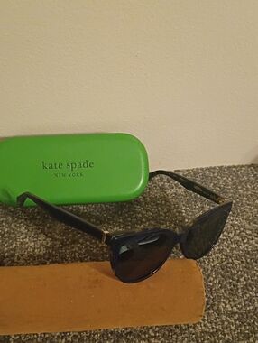 kate spade navy cat-eye sunglasses with green hard case Frames Only Kate Spade New York Green Blue Sunglasses Hard Case w Micro  main image 2